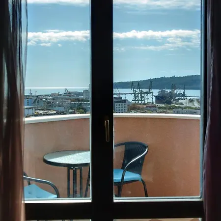 Seaview Apartamento Varna